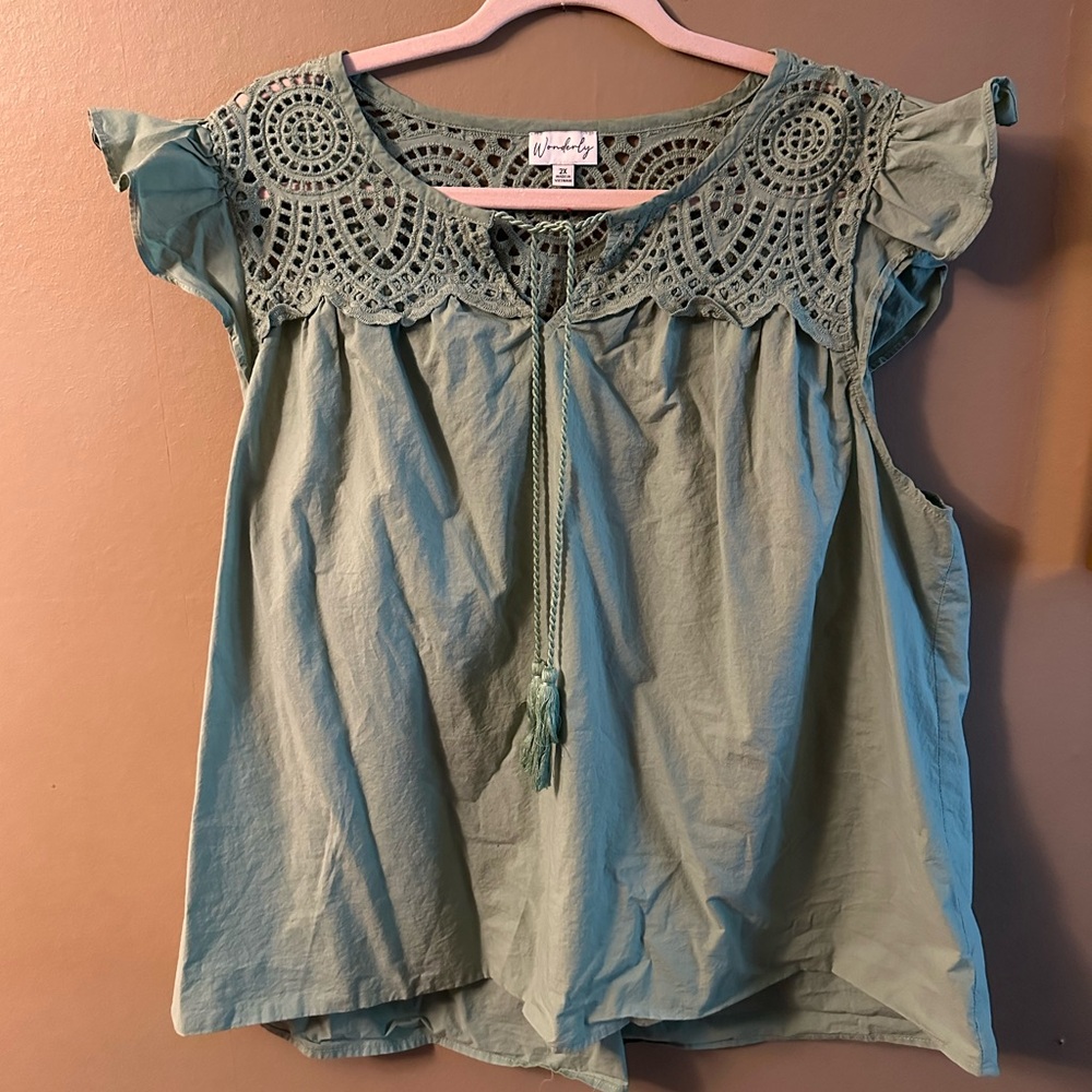 Wonderly cap sleeve shirt